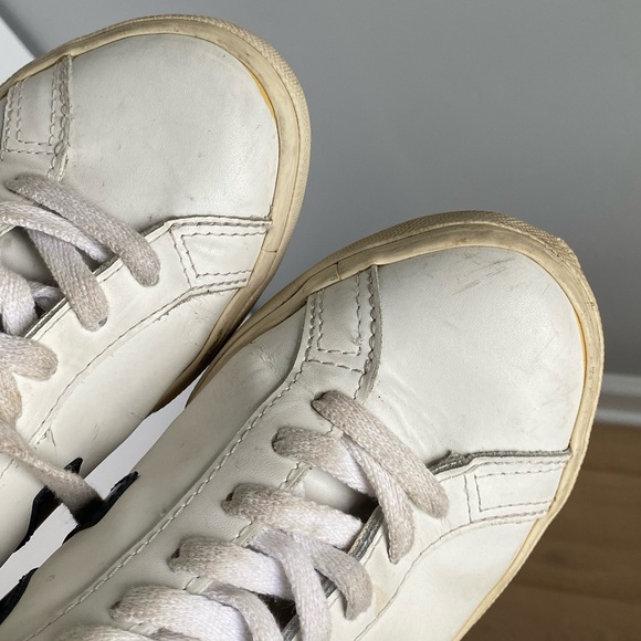 VEJA Campo Logo Sneakers - Picture 8 of 15